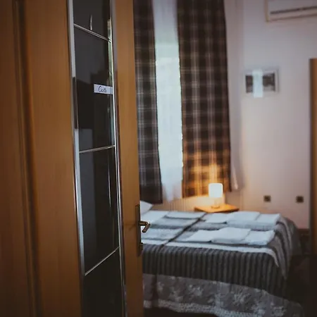 Casetta Pizza Bar & Гостевой дом 4*