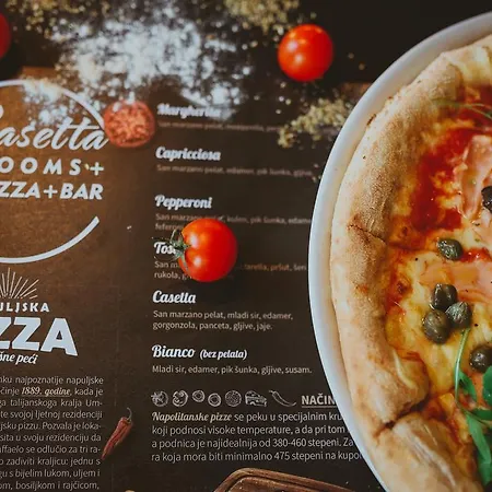 Casetta Pizza Bar & 4*