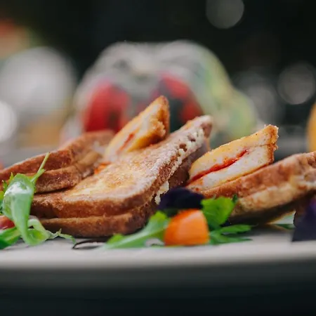 Casetta Pizza Bar & Гостевой дом 4*